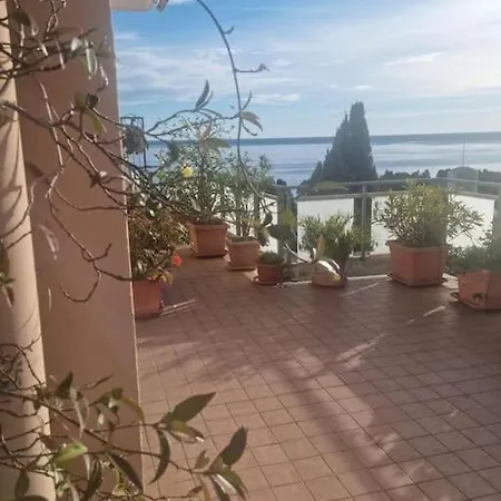 Διαμέρισμα Attico: L'oasi Di Nina Tra Terra, Mare E Cielo *